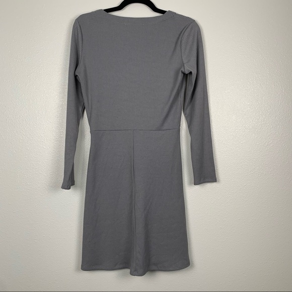 Chelsea & Violet Ribbed Long Sleeve Dress Gray M NWT - Picture 7 of 7